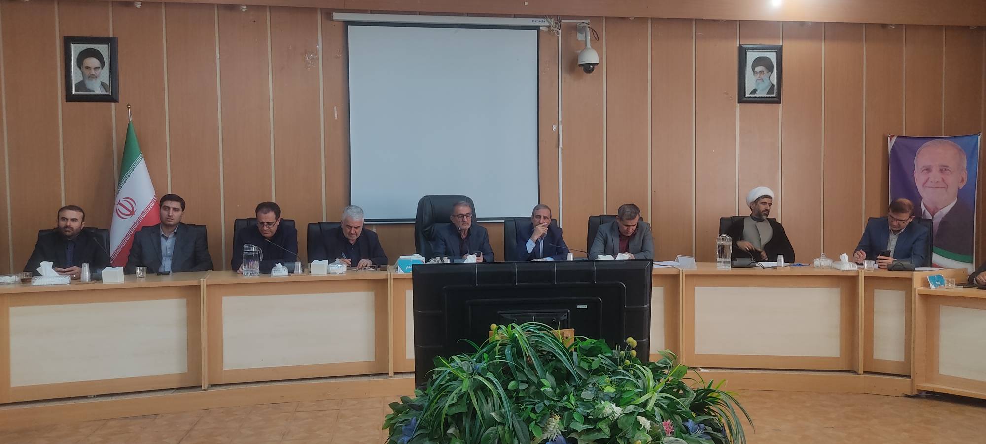 نشست کارگروه اشتغال و سرمایهگذاری استان نشست کارگروه اشتغال و سرمایهگذاری استان