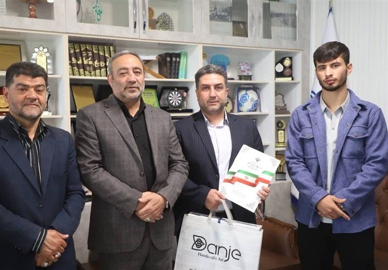 قهرمان ووشوی اردبیل  راهی ناگویا شد