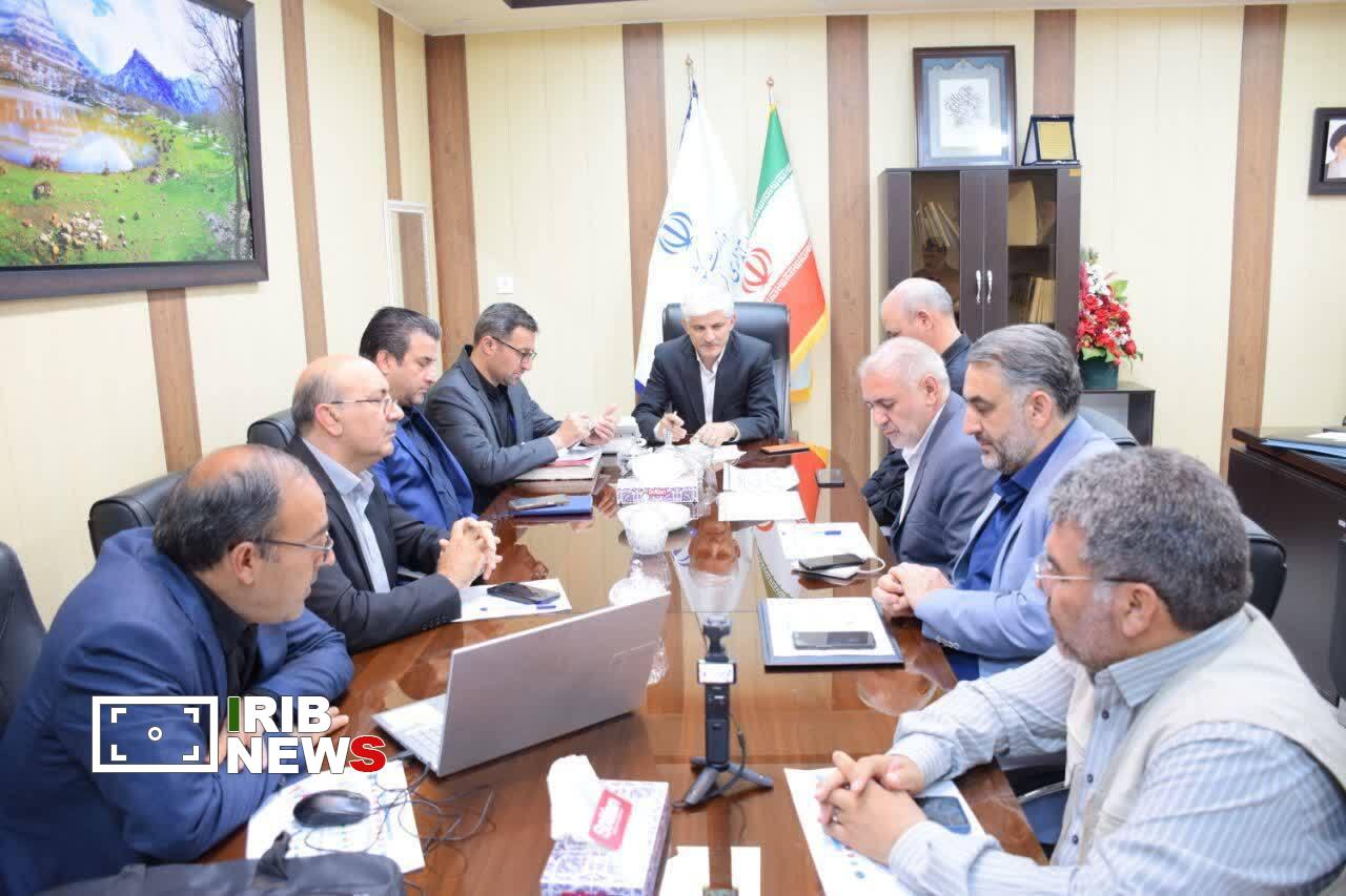 تأکید معاون استاندار بر رفع موانع تأسیساتی تقاطع‌های غیرهمسطح بروجرد