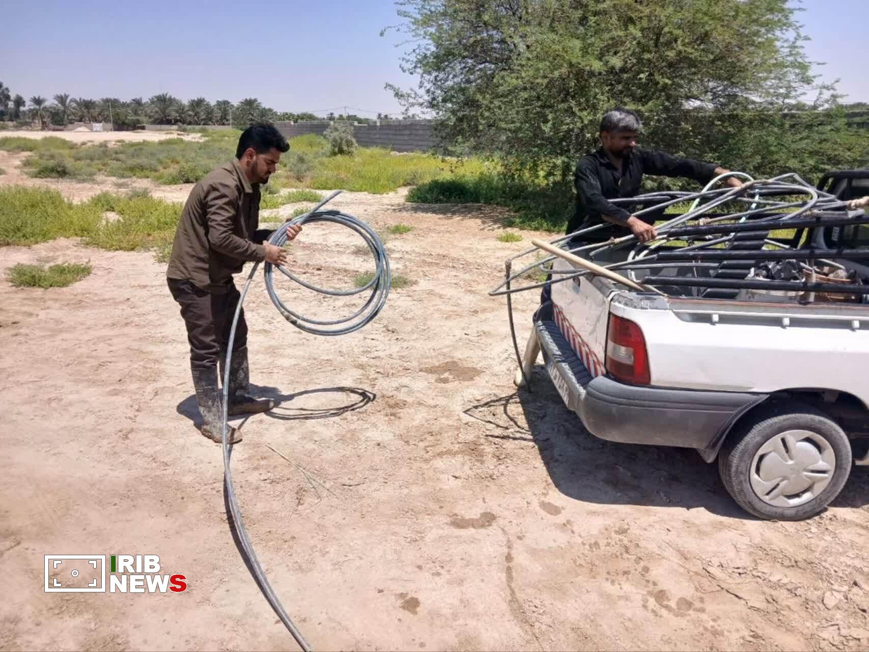 جمع آوری انشعابهای غیرمجاز آب در روستاهای مقطوع علیا و مقطوع وسطی بندر ماهشهر جمع آوری انشعابهای غیرمجاز آب در روستاهای مقطوع علیا و مقطوع وسطی بندر ماهشهر