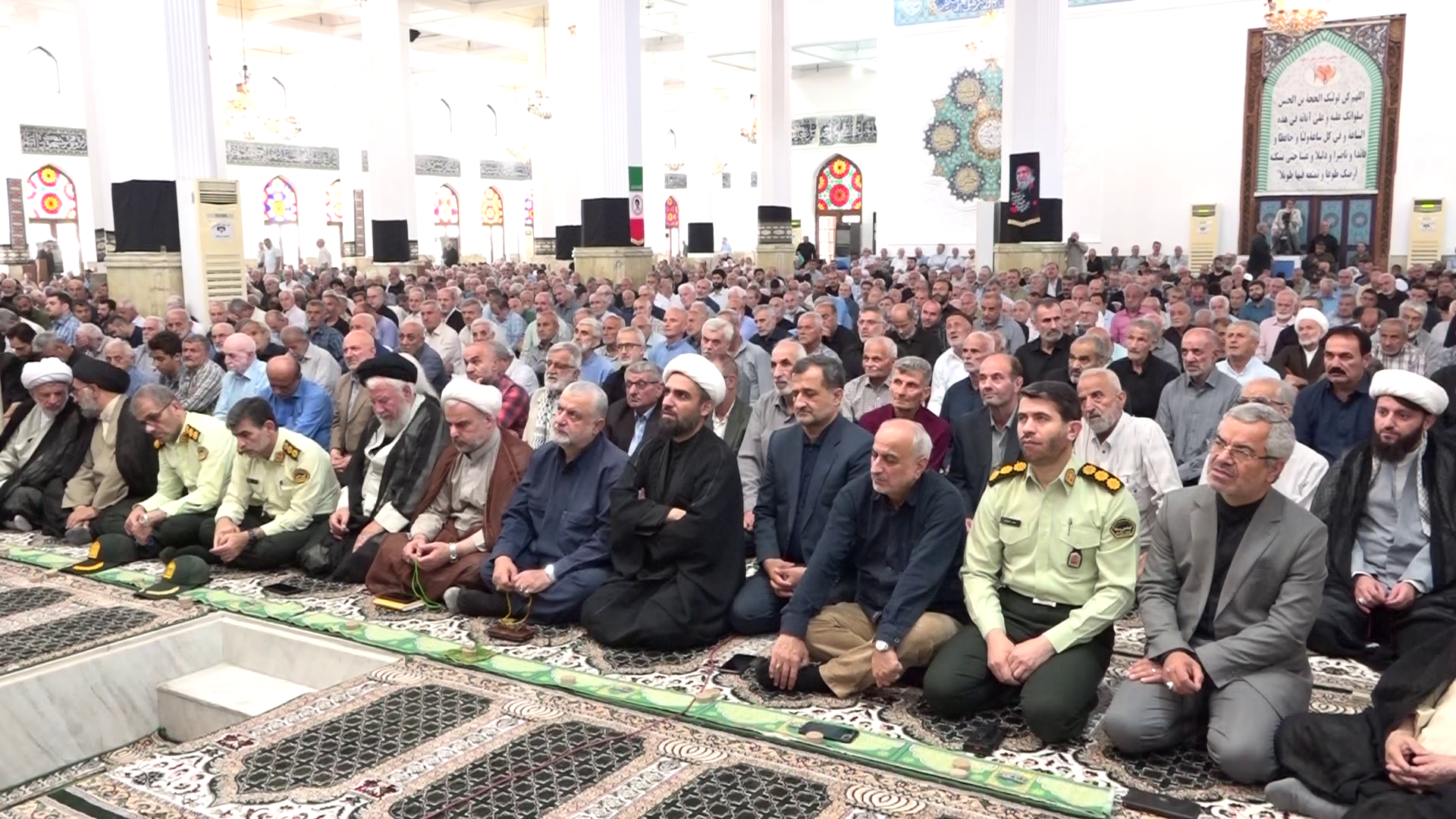 بیداری مردم هوشیار ایران، نقشههای دشمنان را خنثی میکند بیداری مردم هوشیار ایران، نقشههای دشمنان را خنثی میکند