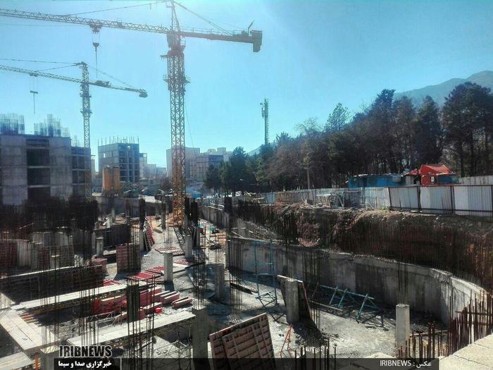 خزان پروژه برج‌های دوقلو کیو خرم‌آباد در آستانه بهار

این پروژه قرار بود پس از ۳ سال و ابتدای سال ۱۳۹۷ به بهره‌برداری برسد

عکاس: رضا جایدری